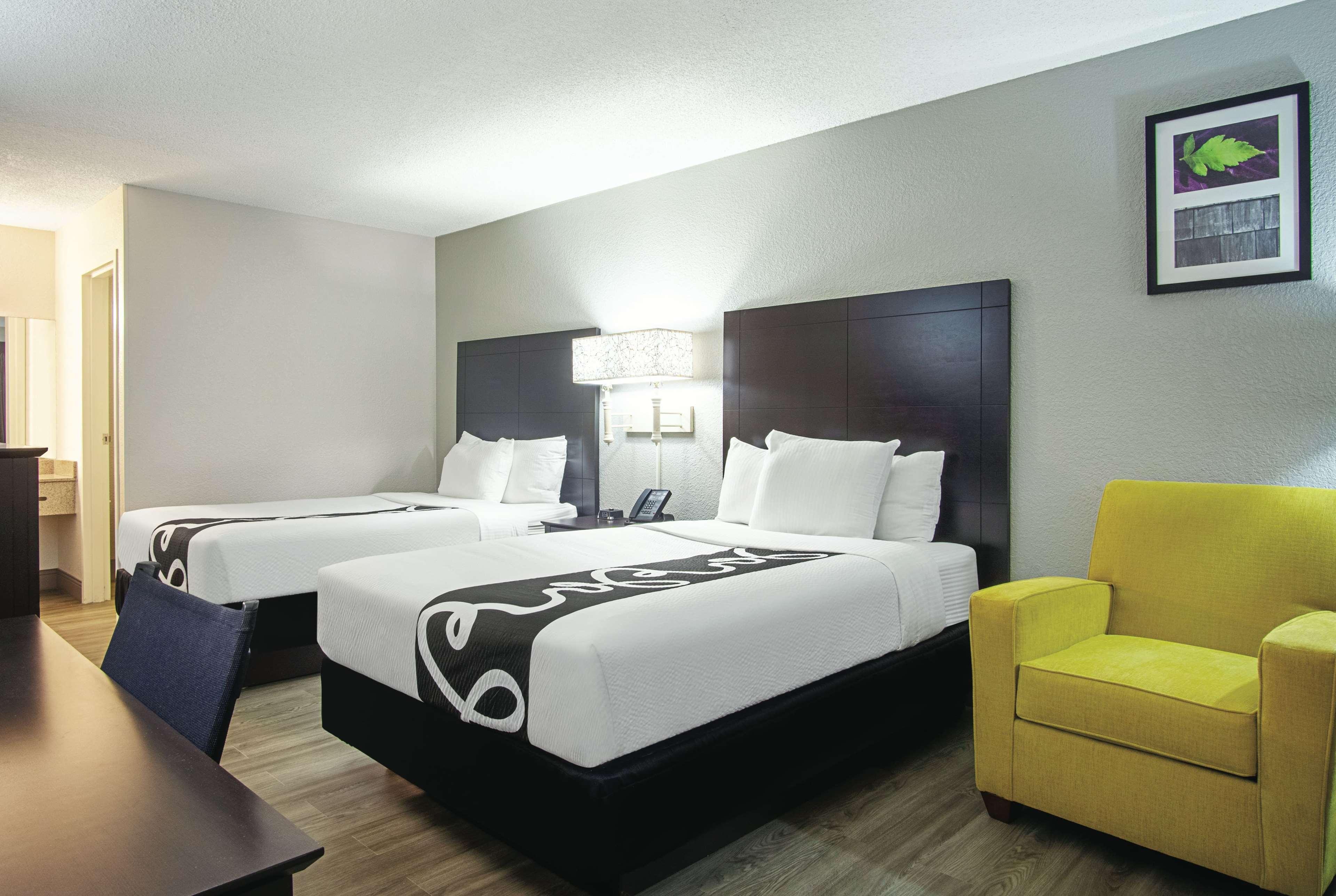 La Quinta Inn By Wyndham West Palm Beach - Florida Turnpike Century Village  Exterior foto